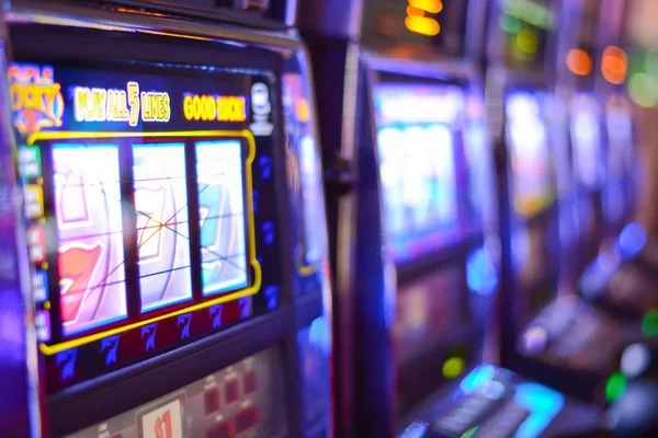 Live Sic Bo dealer rolling dice on mega303 login platform